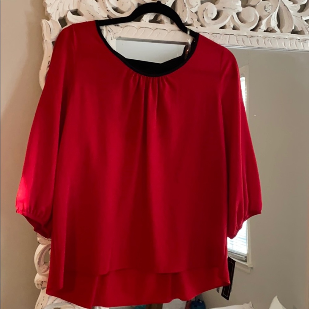 Amy Byer 3/4 sleeve top